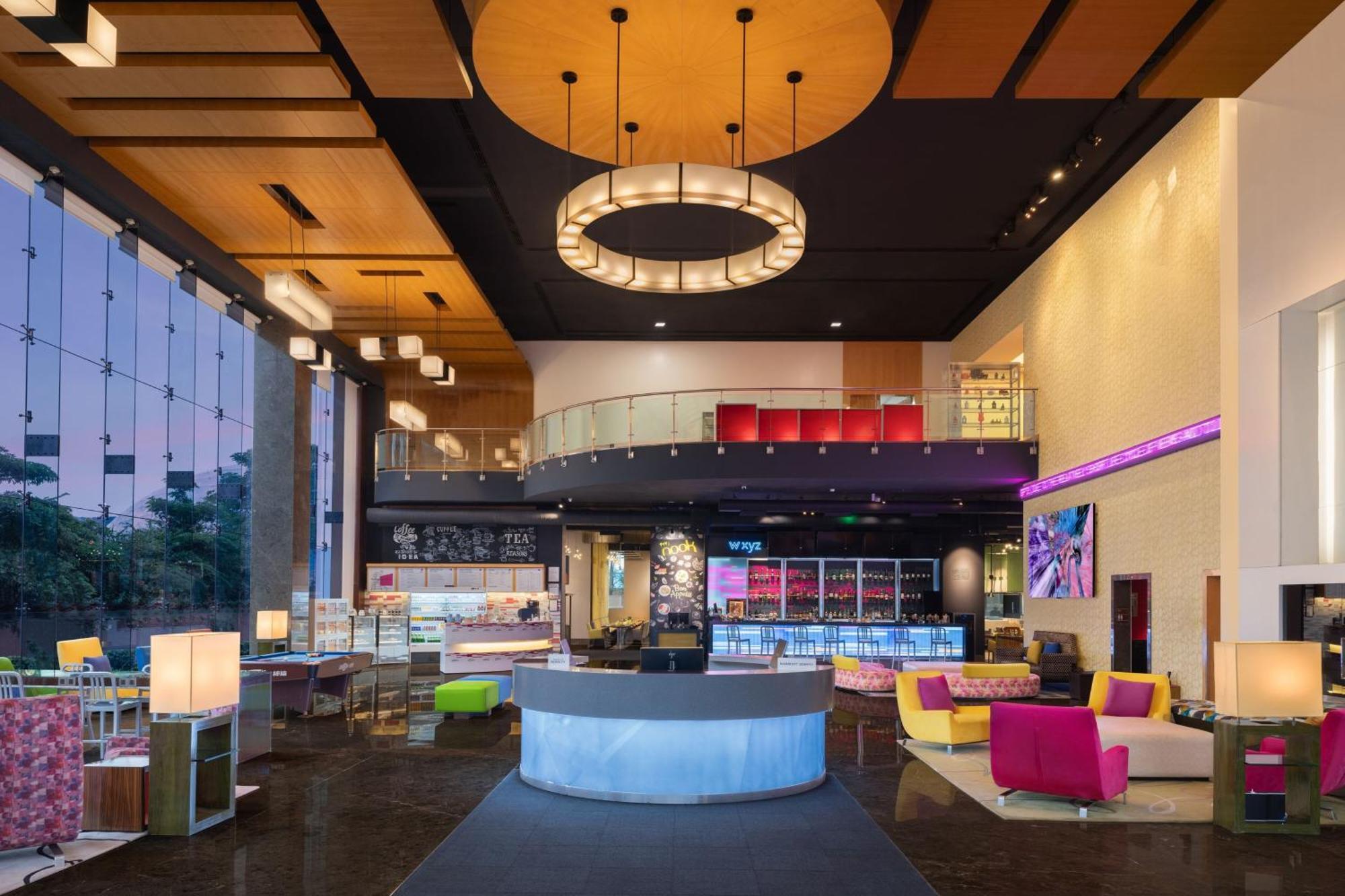 Aloft Bengaluru Outer Ring Road Hotel Exterior foto