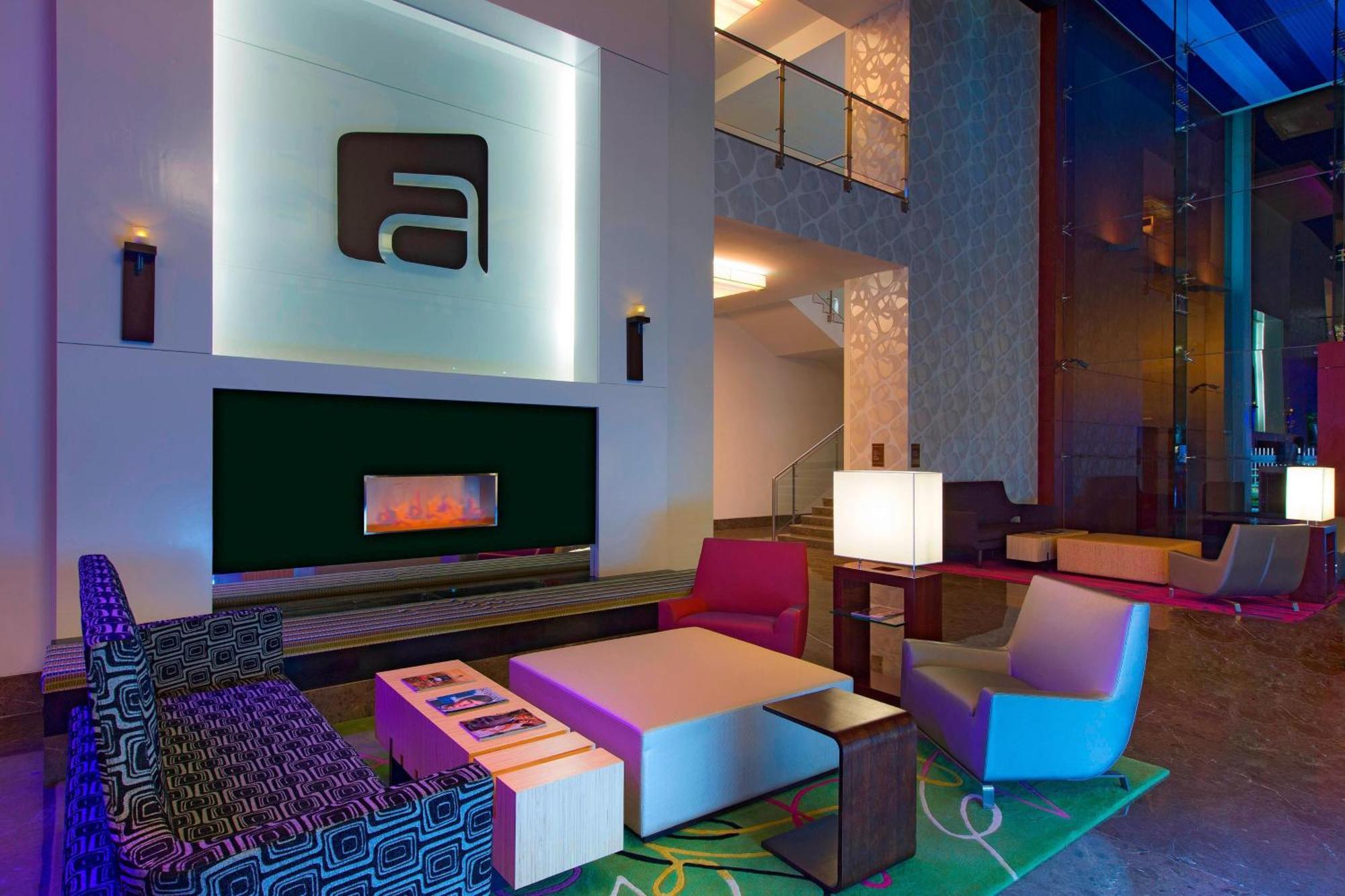 Aloft Bengaluru Outer Ring Road Hotel Exterior foto