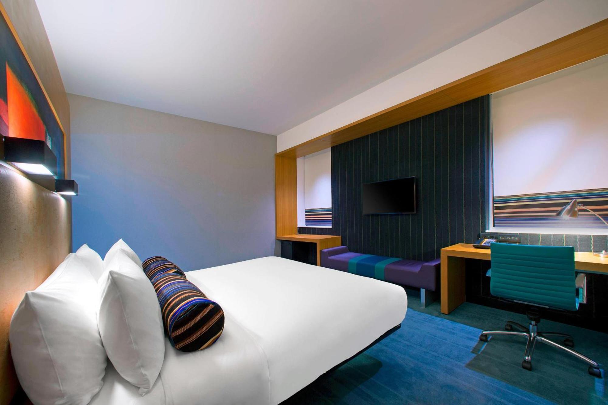 Aloft Bengaluru Outer Ring Road Hotel Exterior foto